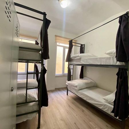 Nostalgia Time Hostel Istanbul Bagian luar foto