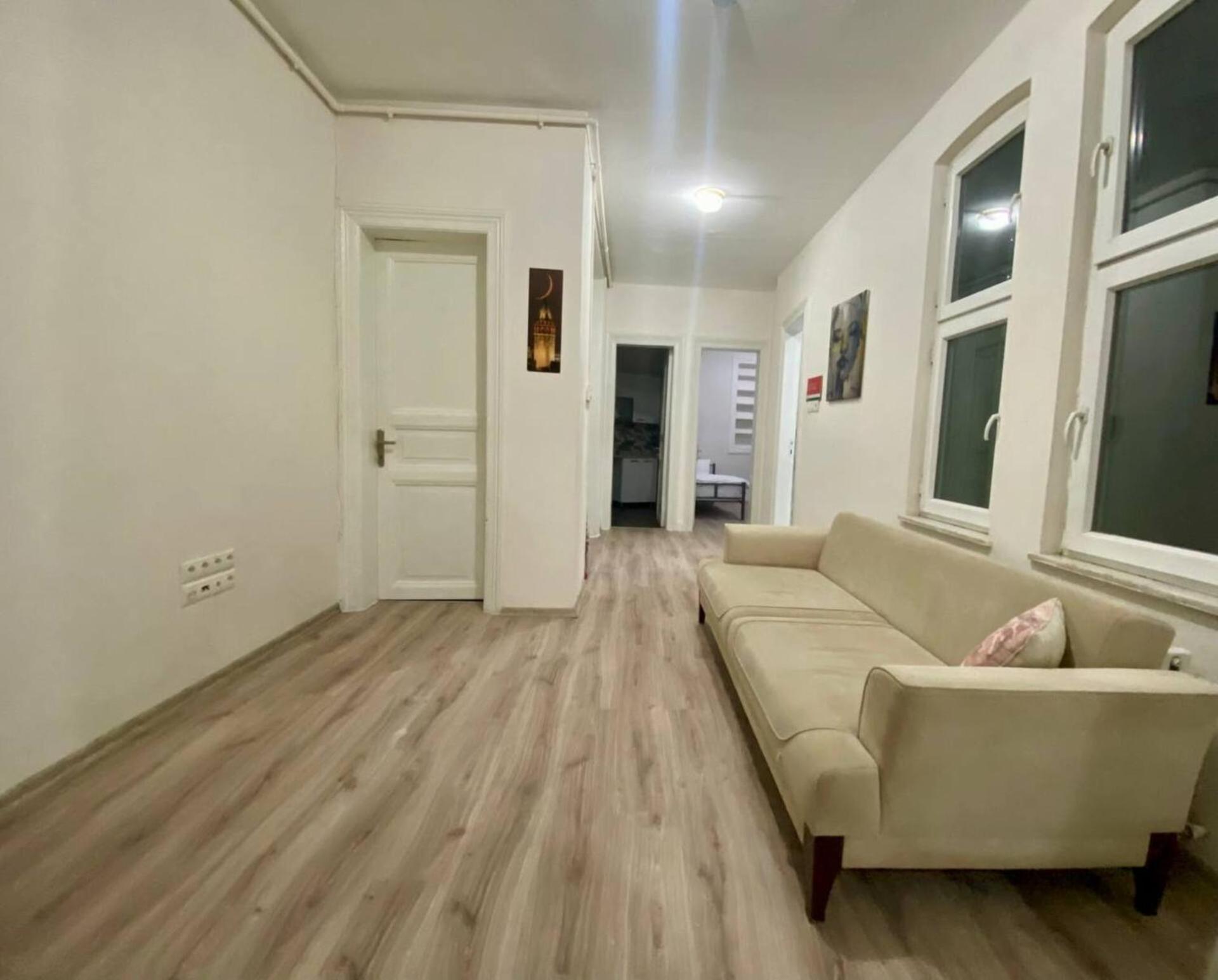 Nostalgia Time Hostel Istanbul Bagian luar foto