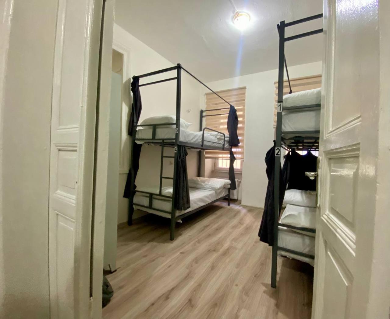 Nostalgia Time Hostel Istanbul Bagian luar foto